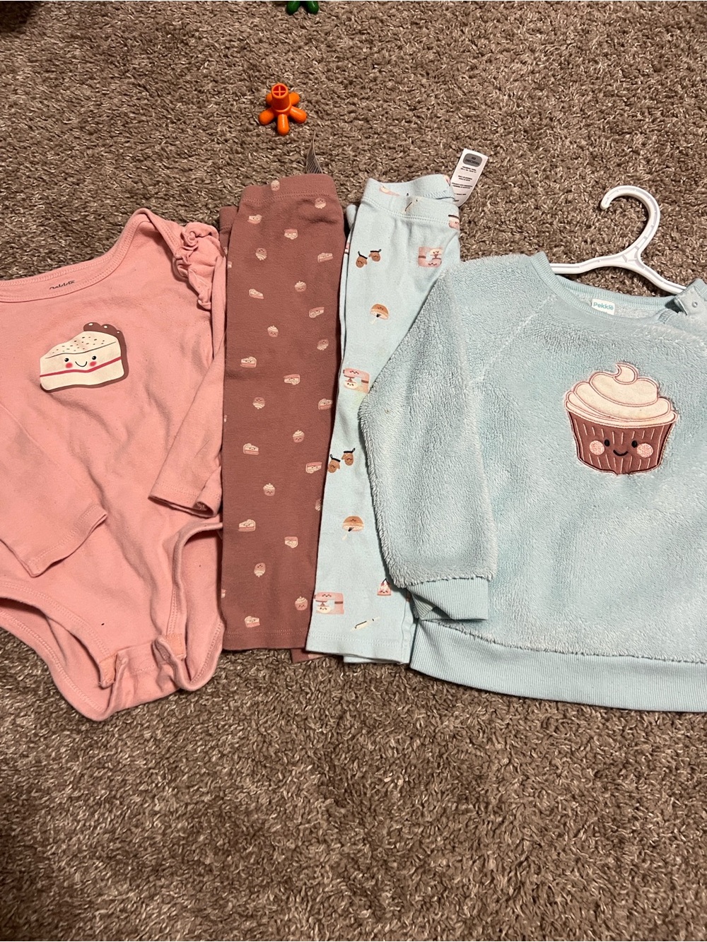 Girls Dessert Playset - Pink & Light Blue Cupcake Top with Matching Pants 2
